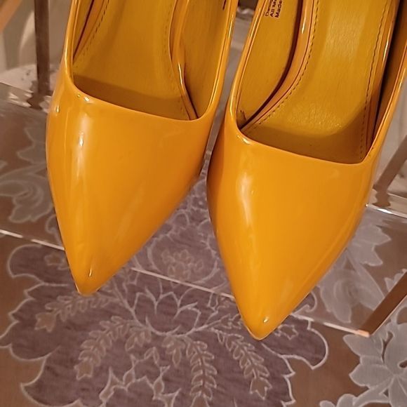 Classy Beast Fashion Yellow Heels - Picture 7 of 16